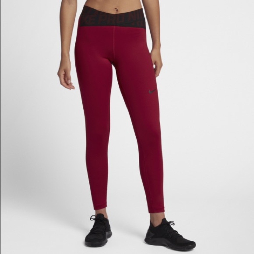 Nike Pro Women’s Tights